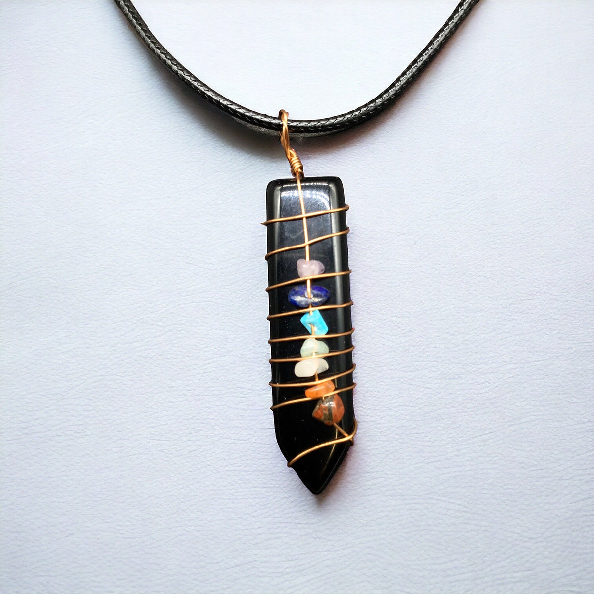 Pendentif unisexe noir Chakra de l'épée naturelle