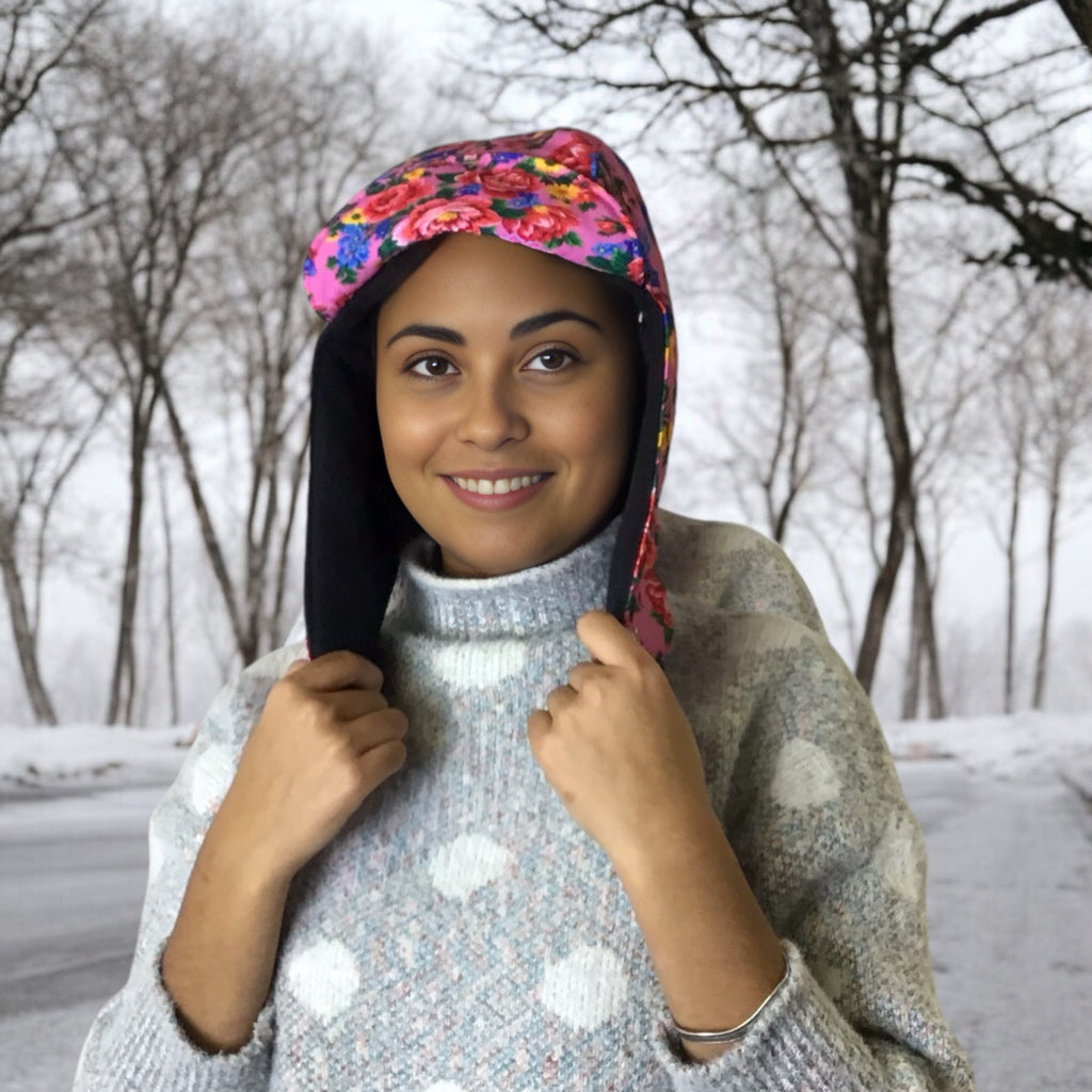 Chapeau Kookum rose avec oreilles tombantes