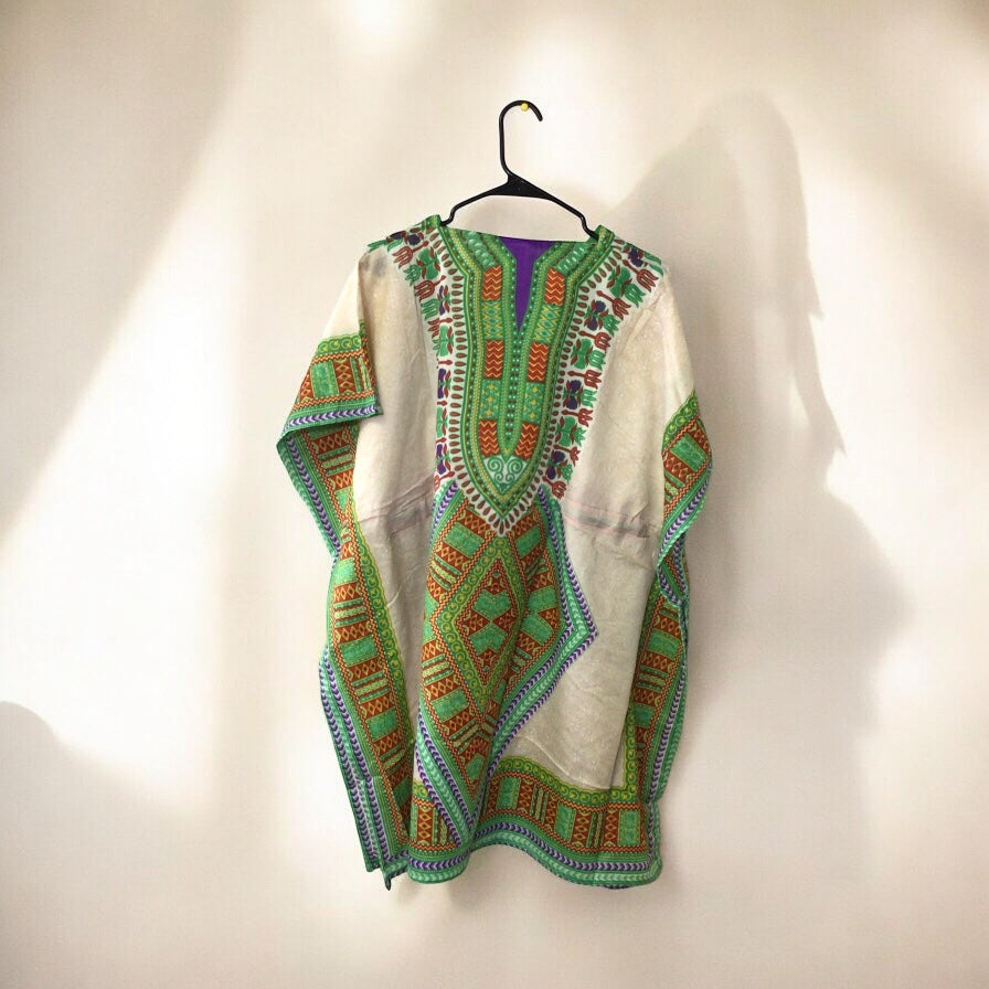 Kaftan imprimé vert et rouge pour femme