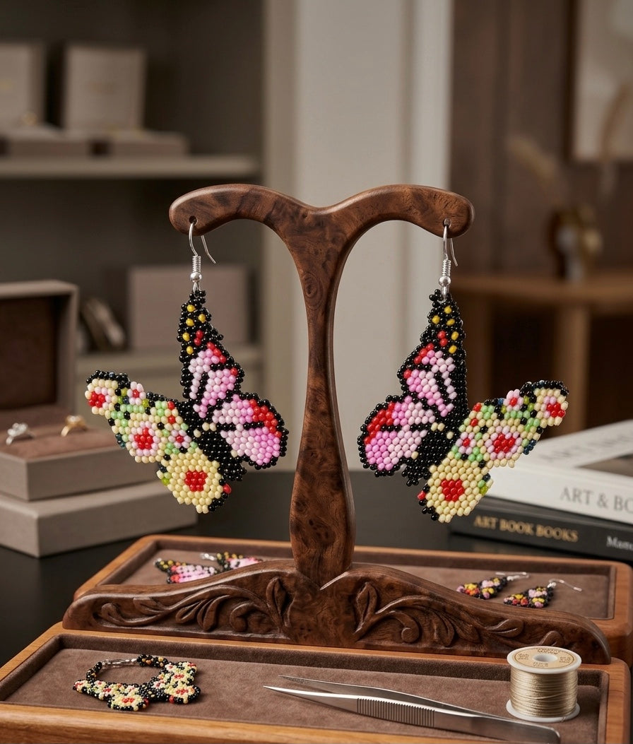 Boucles d'oreilles papillon dansant violet avec perles