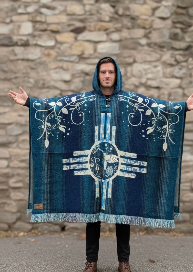 Poncho en laine fait main Quatre Vents Colibris