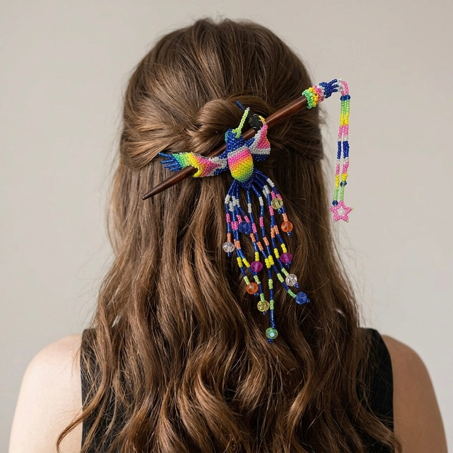 Pique à cheveux orné d'un colibri bleu roi