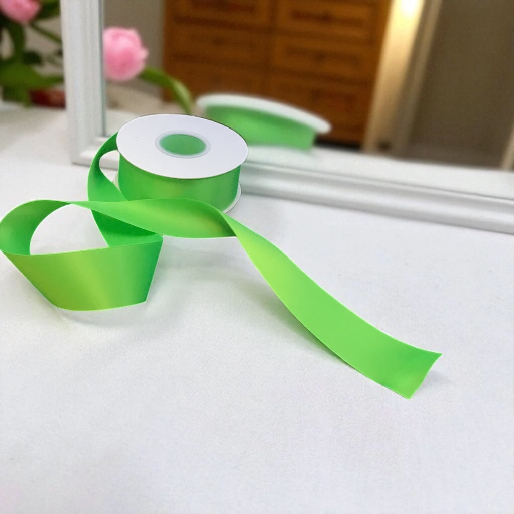 Ruban Satin Double Face Vert Clair #549 - 3,8 cm de large