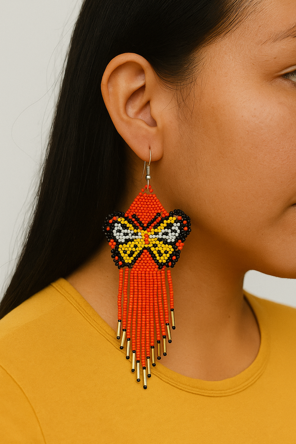 Boucles d'oreilles Ailes dansantes rouges perlées