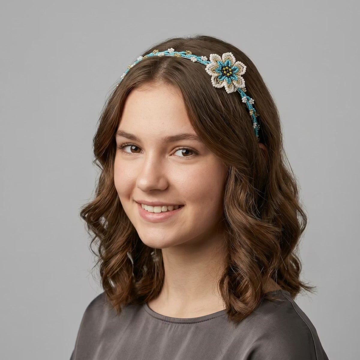 Serre-tête perlé avec fleur turquoise