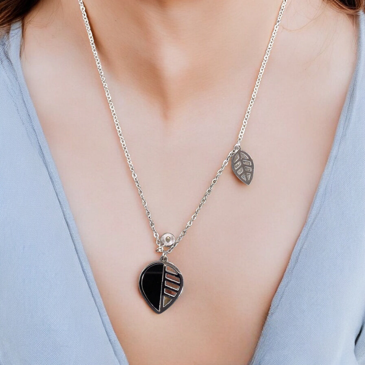 Pendentifs en acier inoxydable feuille avec longue chaîne