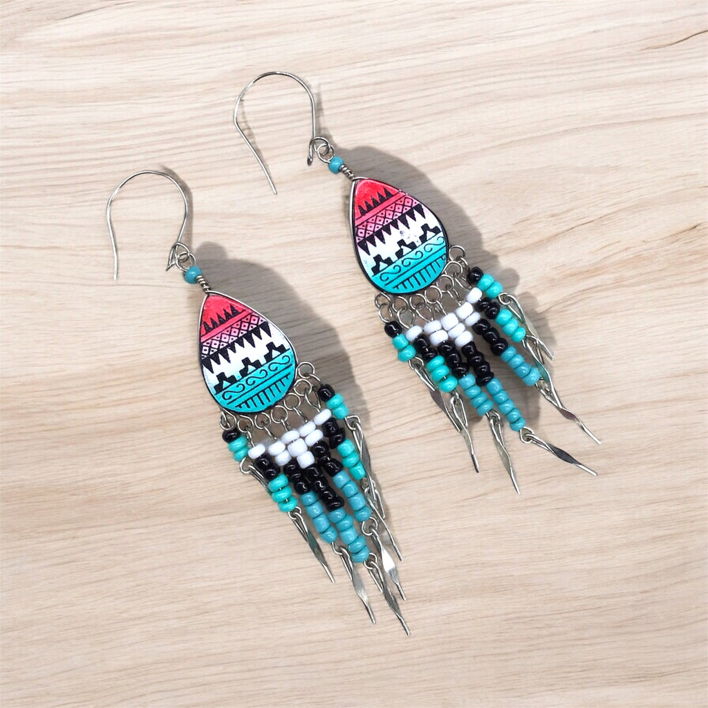 Boucles d'oreilles larmées vieilles tribus de petite taille, rouges et turquoises, de style sud-ouest