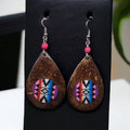 Boucles d'oreilles rondes en bois peint rose et violet OLDTRIBES™