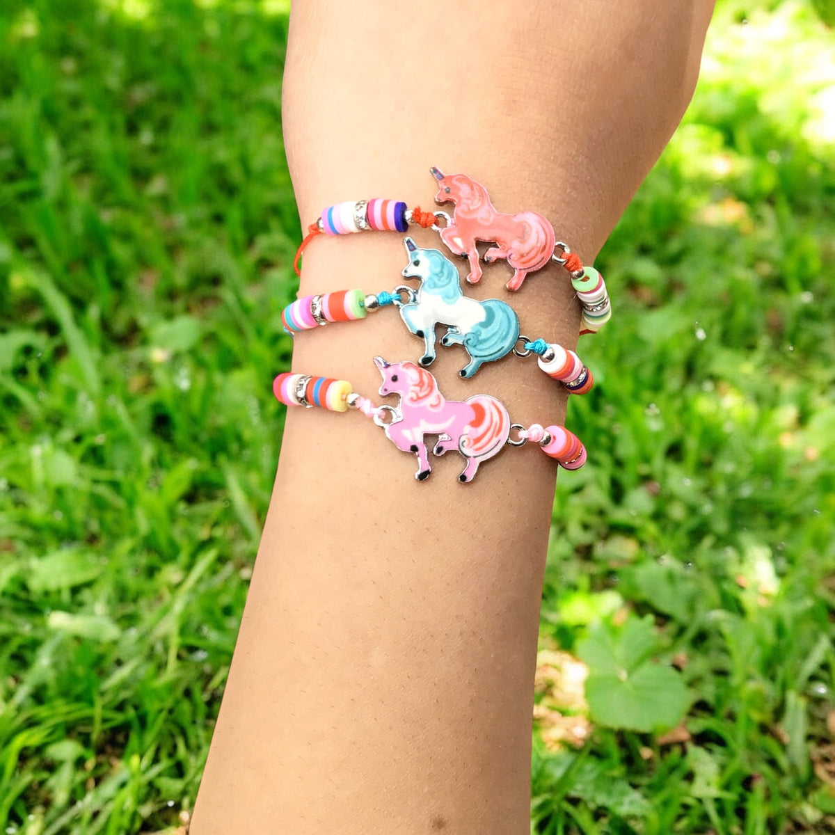 Lot de 5 bracelets (13)