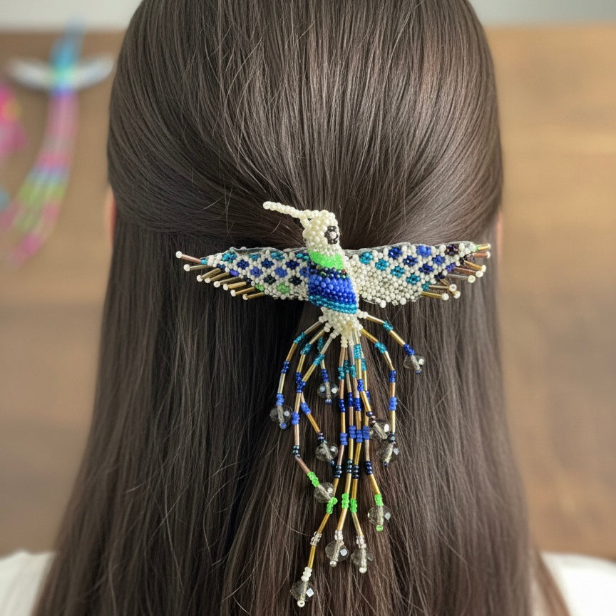 Barrette colibri blanc avec franges