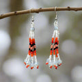 Boucles d'oreilles cascade à six brins de perles blanches