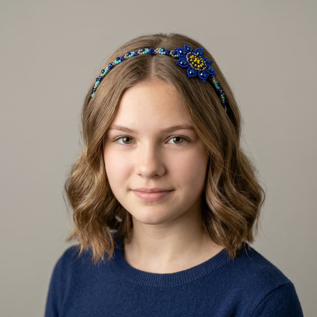Serre-tête perlé avec fleur bleue