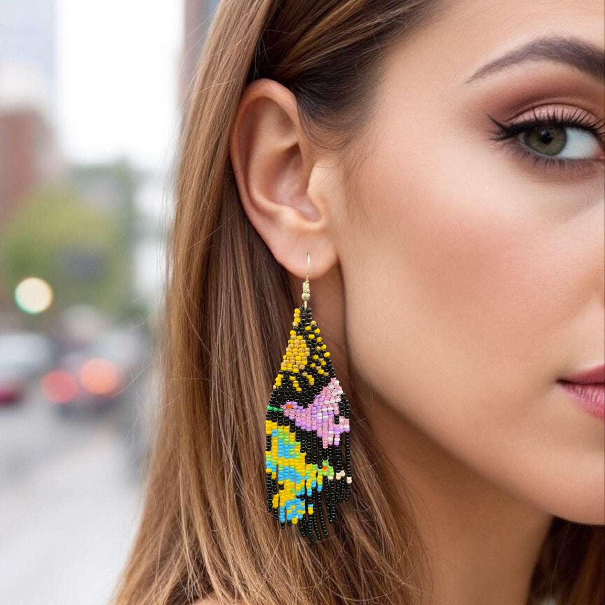 Boucles d'oreilles brodées « Danseuse Ciel noir »