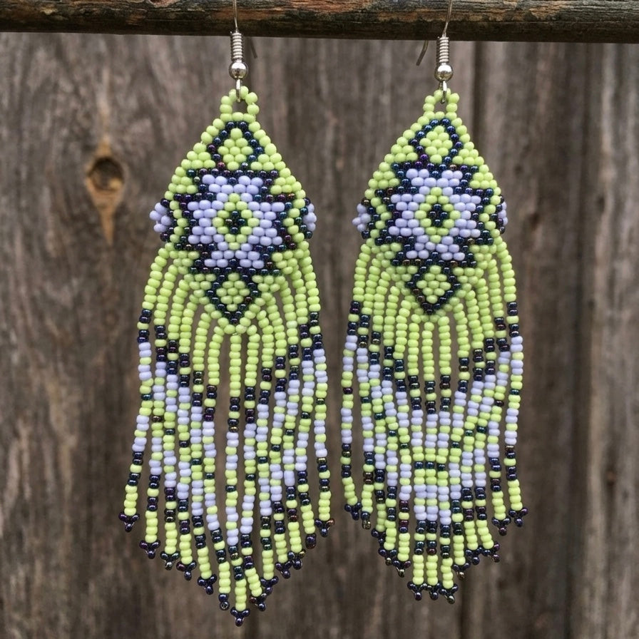Boucles d'oreilles pendantes à franges perlées (vert)