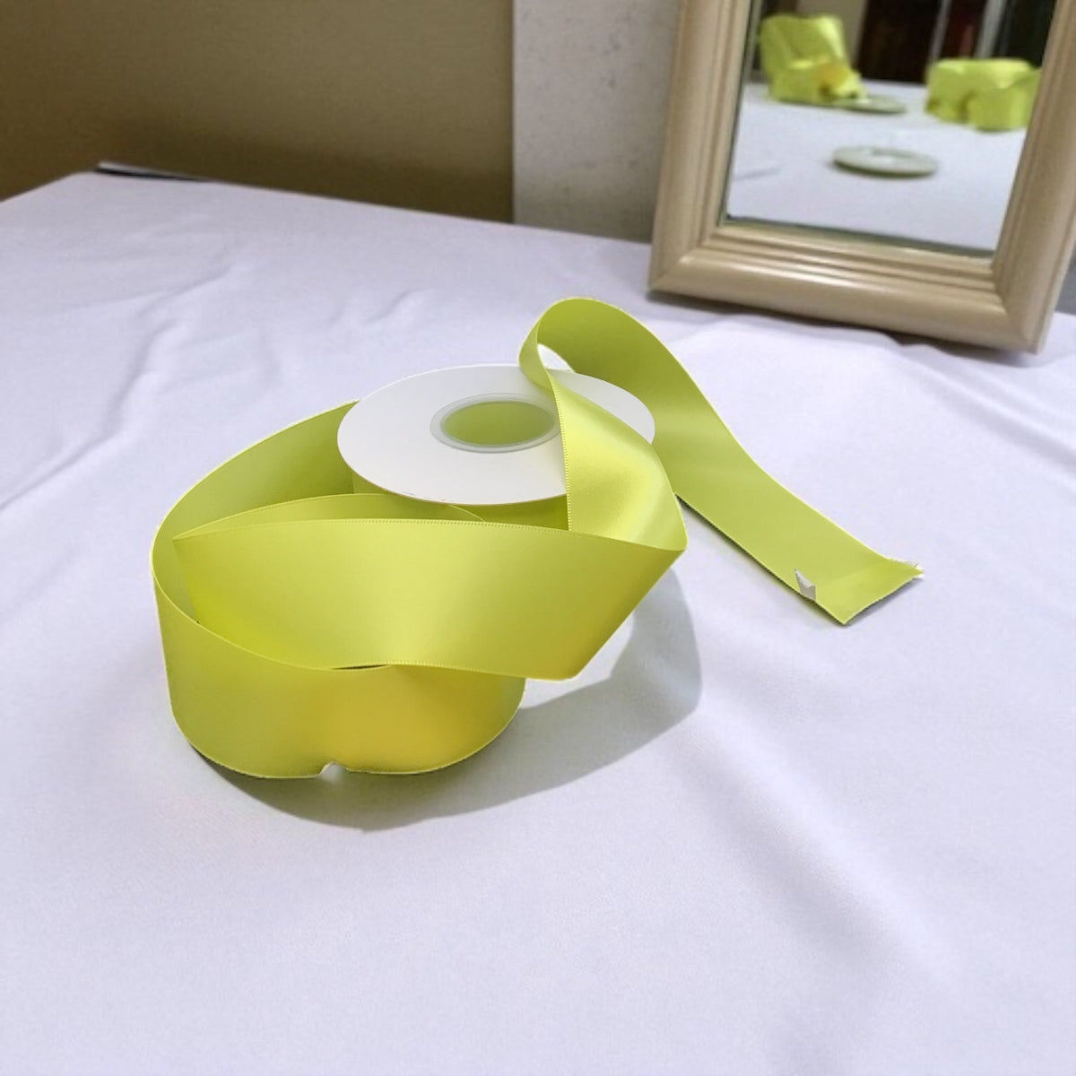 Ruban Satin Double Face Citron Vert #625 -3,8 cm de large