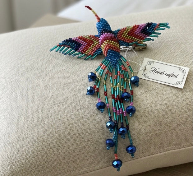 Barrette Colibri rose blanc bleu avec franges