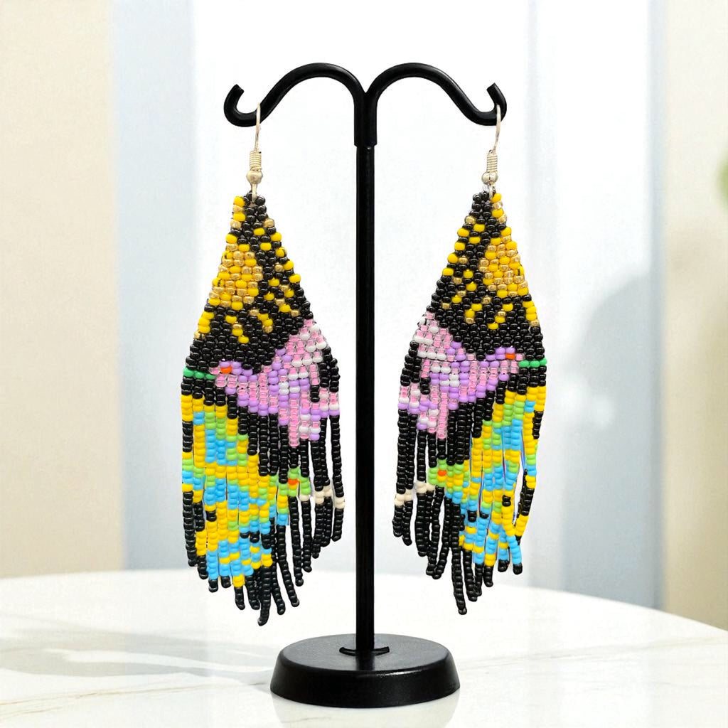 Boucles d'oreilles brodées « Danseuse Ciel noir »