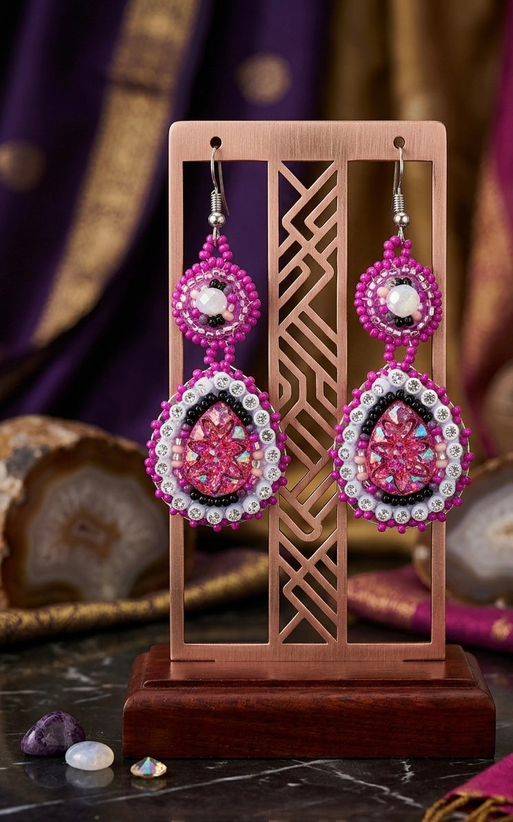 Boucles d'oreilles pendantes perlées collection rose