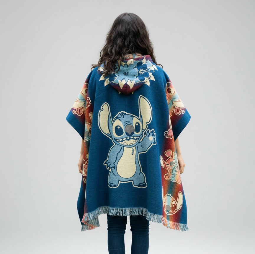 Poncho en laine à motifs