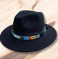 Tour de chapeau fait main en perles bleu ciel