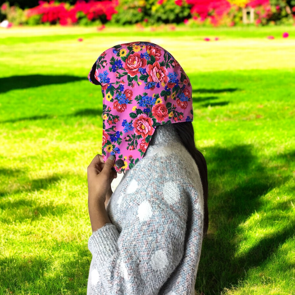 Chapeau Kookum rose avec oreilles tombantes