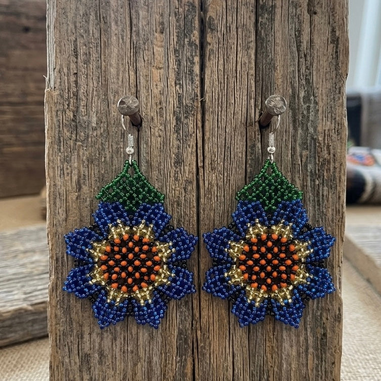 Boucles d'oreilles tournesol perlées (bleues)