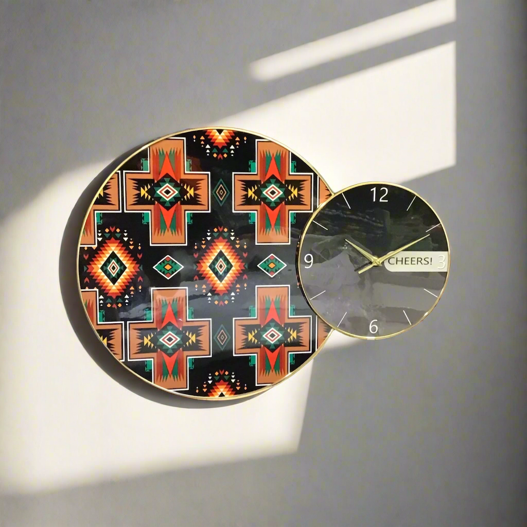 Horloge murale à motif ethnique