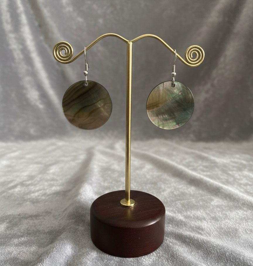 Boucles d'oreilles pendantes en ormeau