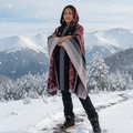Ponchos en laine doux faits à la main noir et rouge