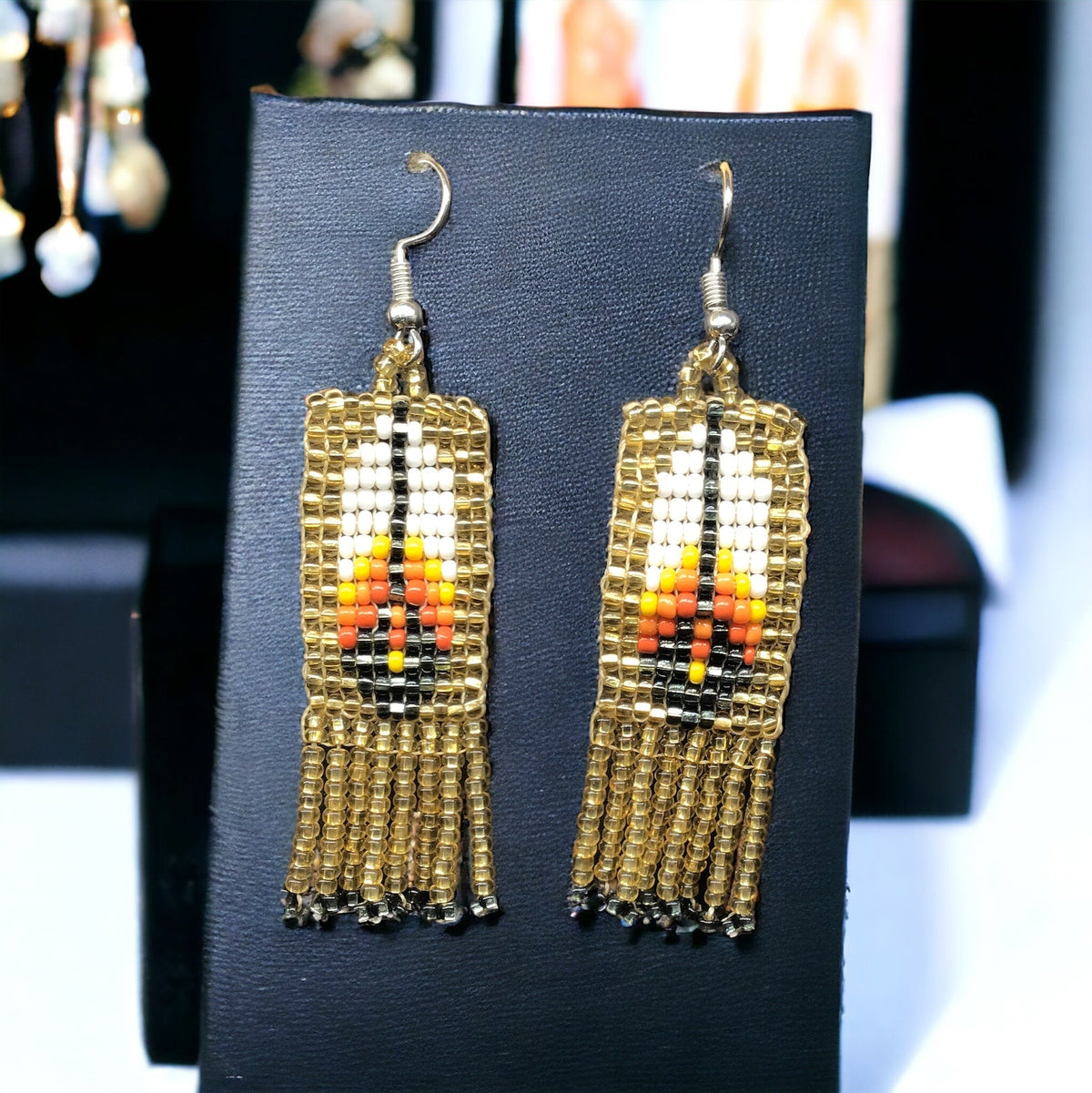 Boucles d'oreilles Oldtribes™ Golden Beaded Feather
