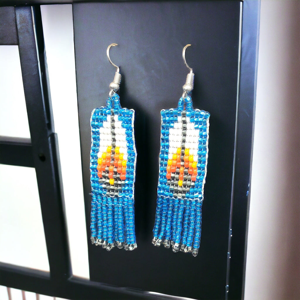 Boucles d'oreilles Oldtribes™ à plumes et perles bleu électrique