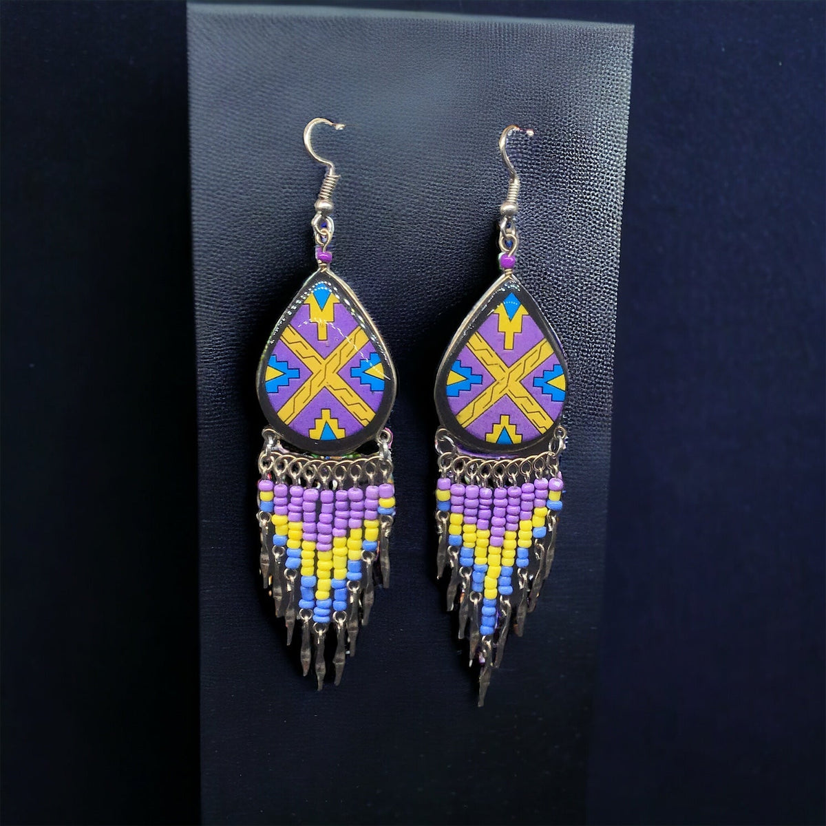 Boucles d'oreilles OldTribes™ violettes peintes du sud-ouest