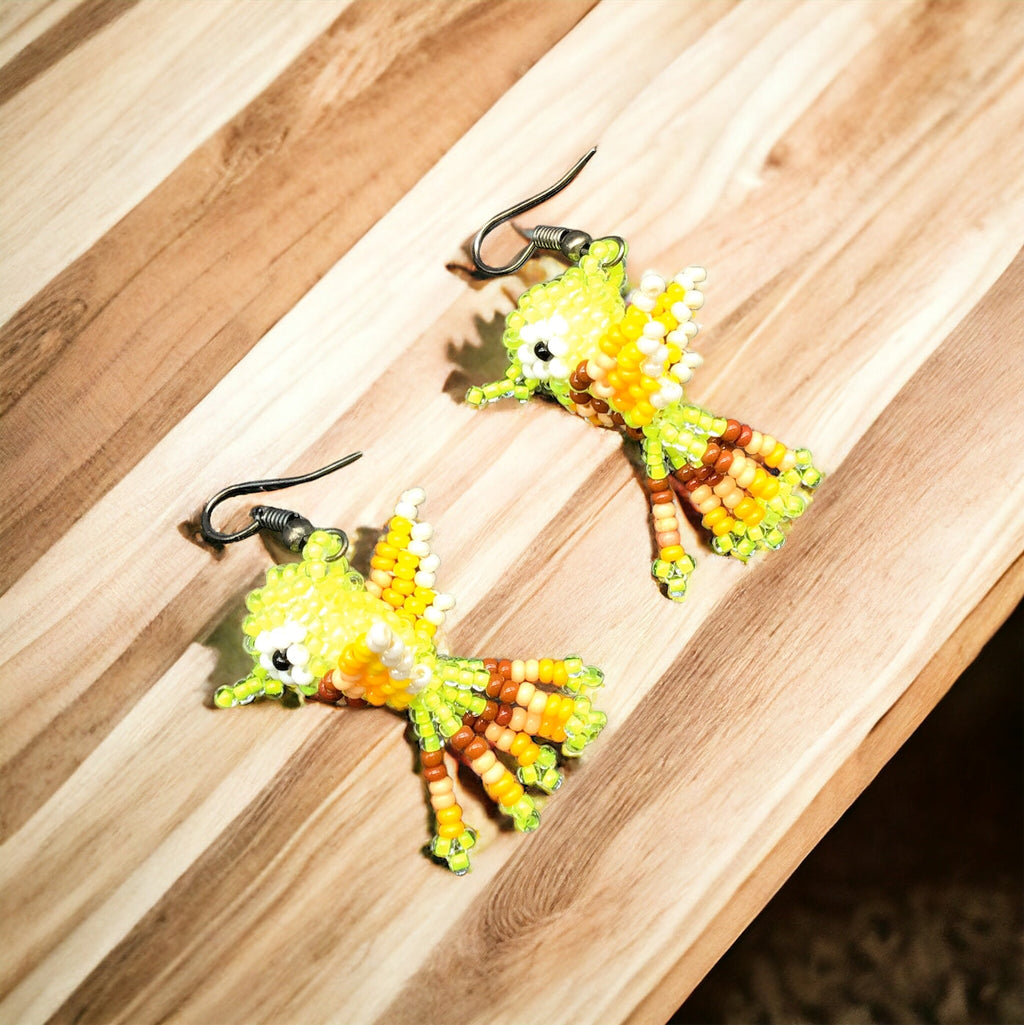 Boucles d'oreilles colibri perlées jaune fluo OLDTRIBES™