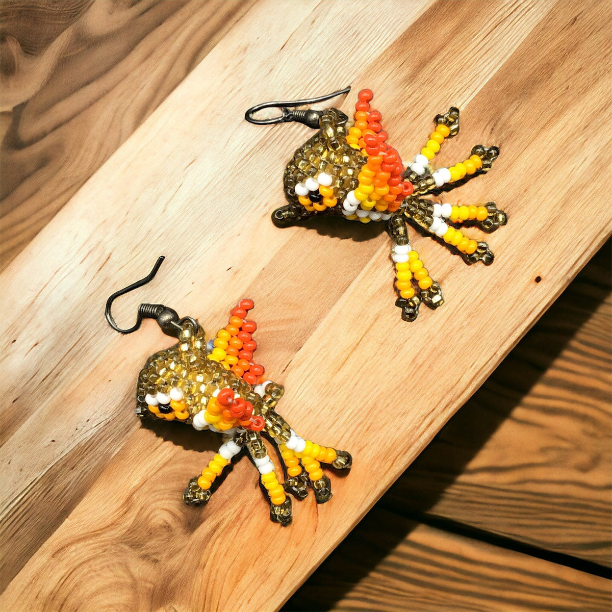 Boucles d'oreilles colibri perlées jaune or OLDTRIBES™