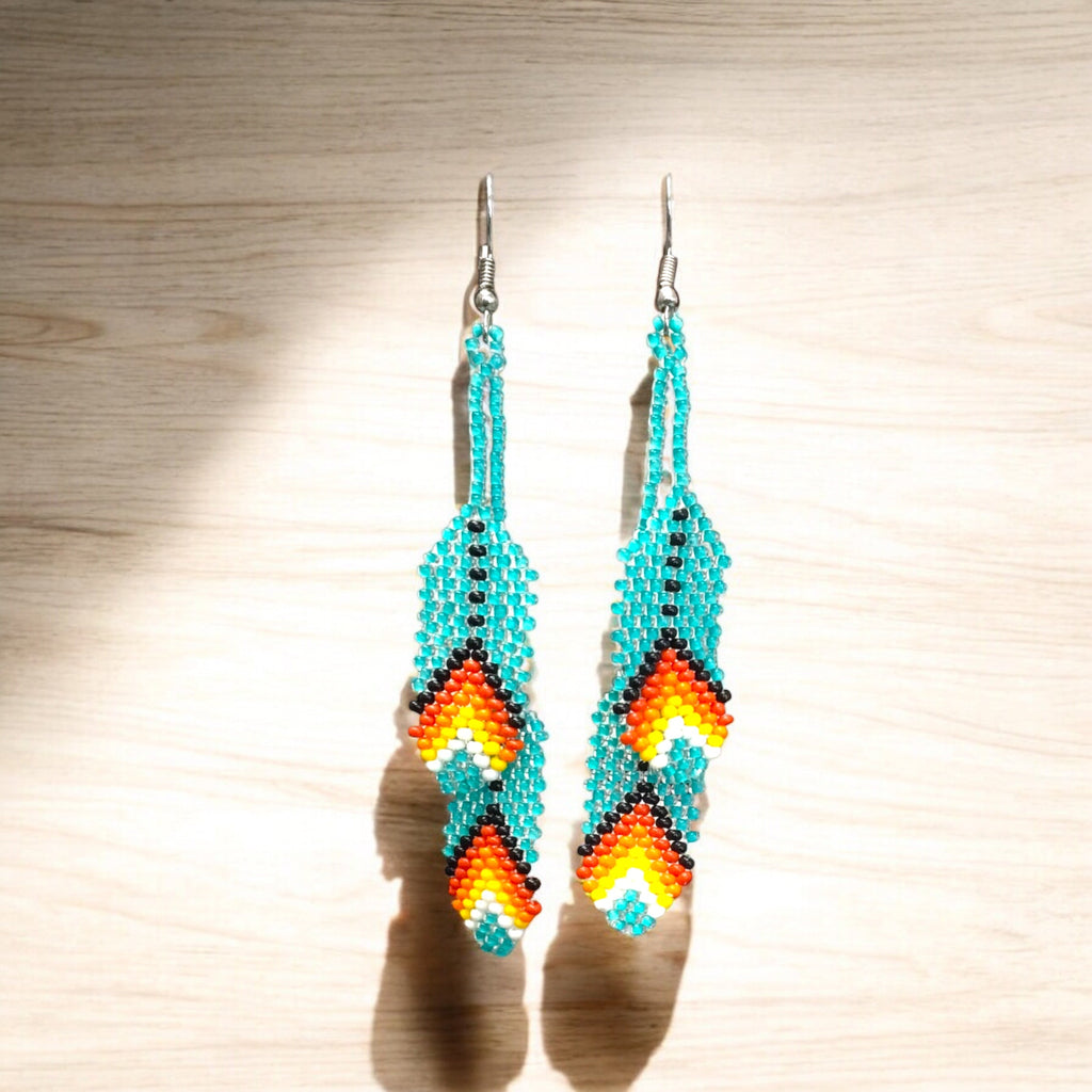 Boucles d'oreilles en plumes perlées turquoises OldTribes™