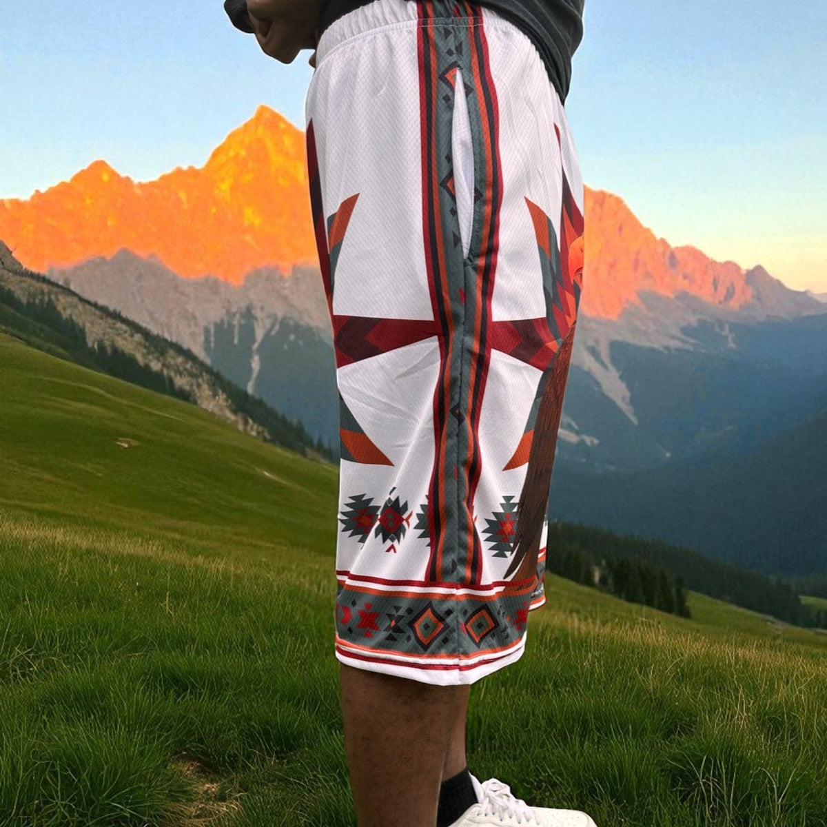 OLDTRIBES™ L'Aube de l'Aigle