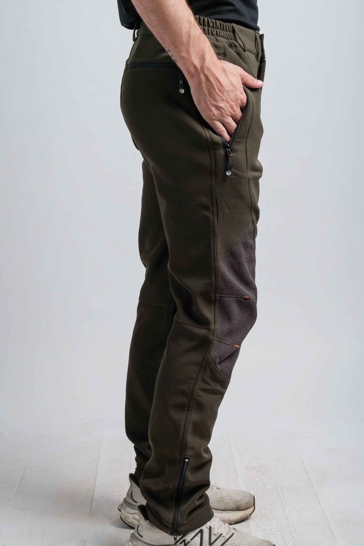 Pantalon d'aventure vert résistant à l'eau pour hommes