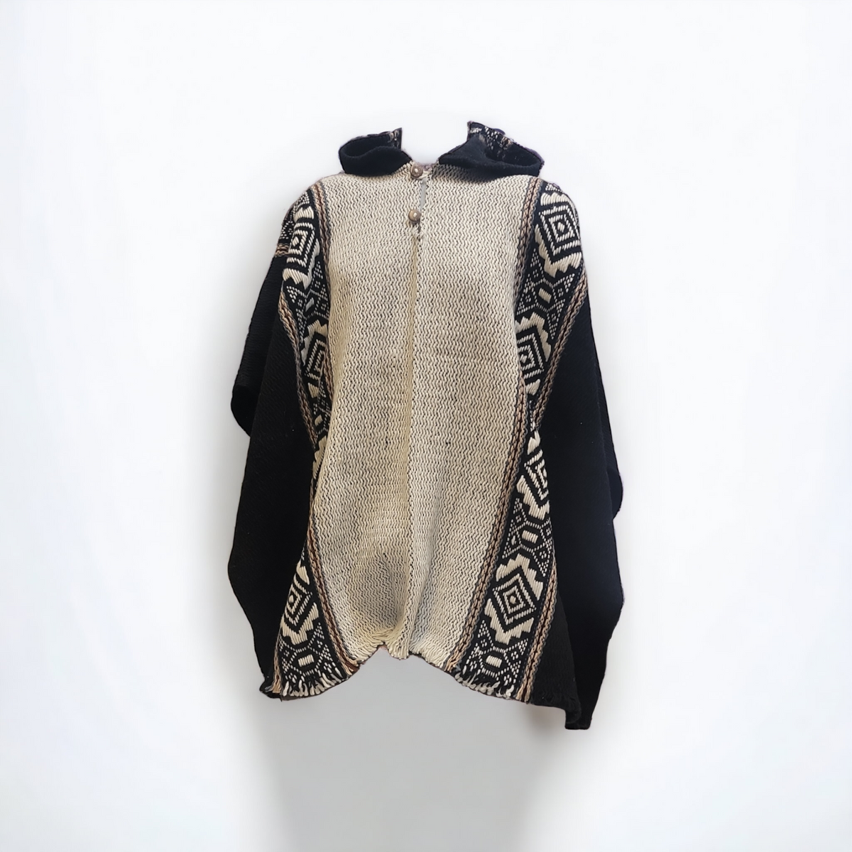 Poncho équitable homme noir et blanc autochtone