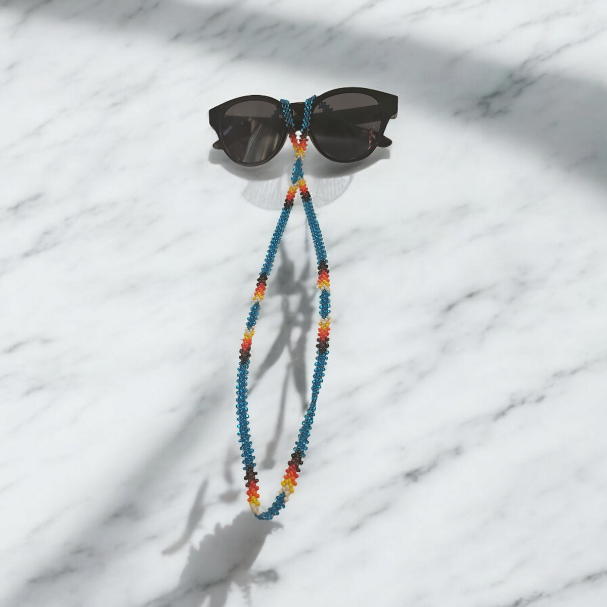 Cordon à lunettes artisanal tissé à la main (Bleu Océan)