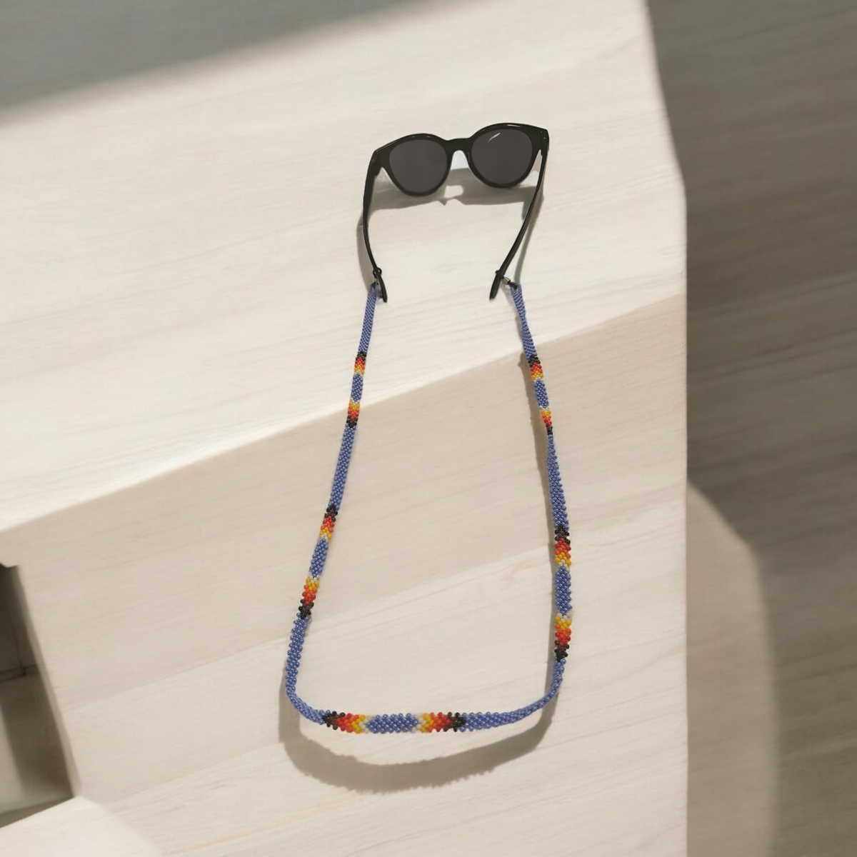 Chaîne à lunettes artisanale tissée à la main (violette)