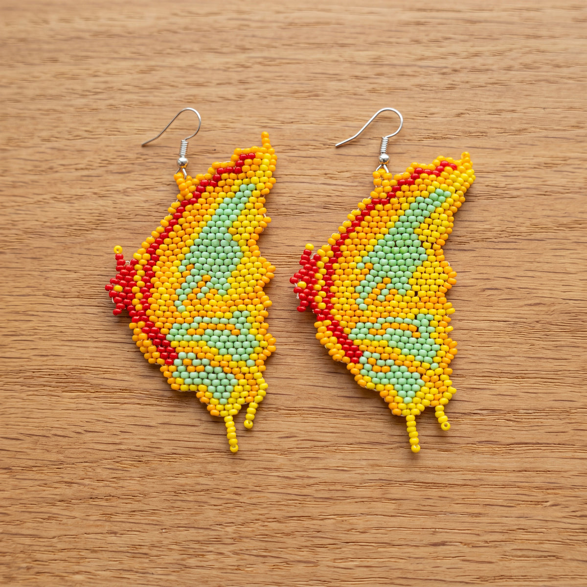 Boucles d'oreilles papillon perlées — Couleurs d'automne